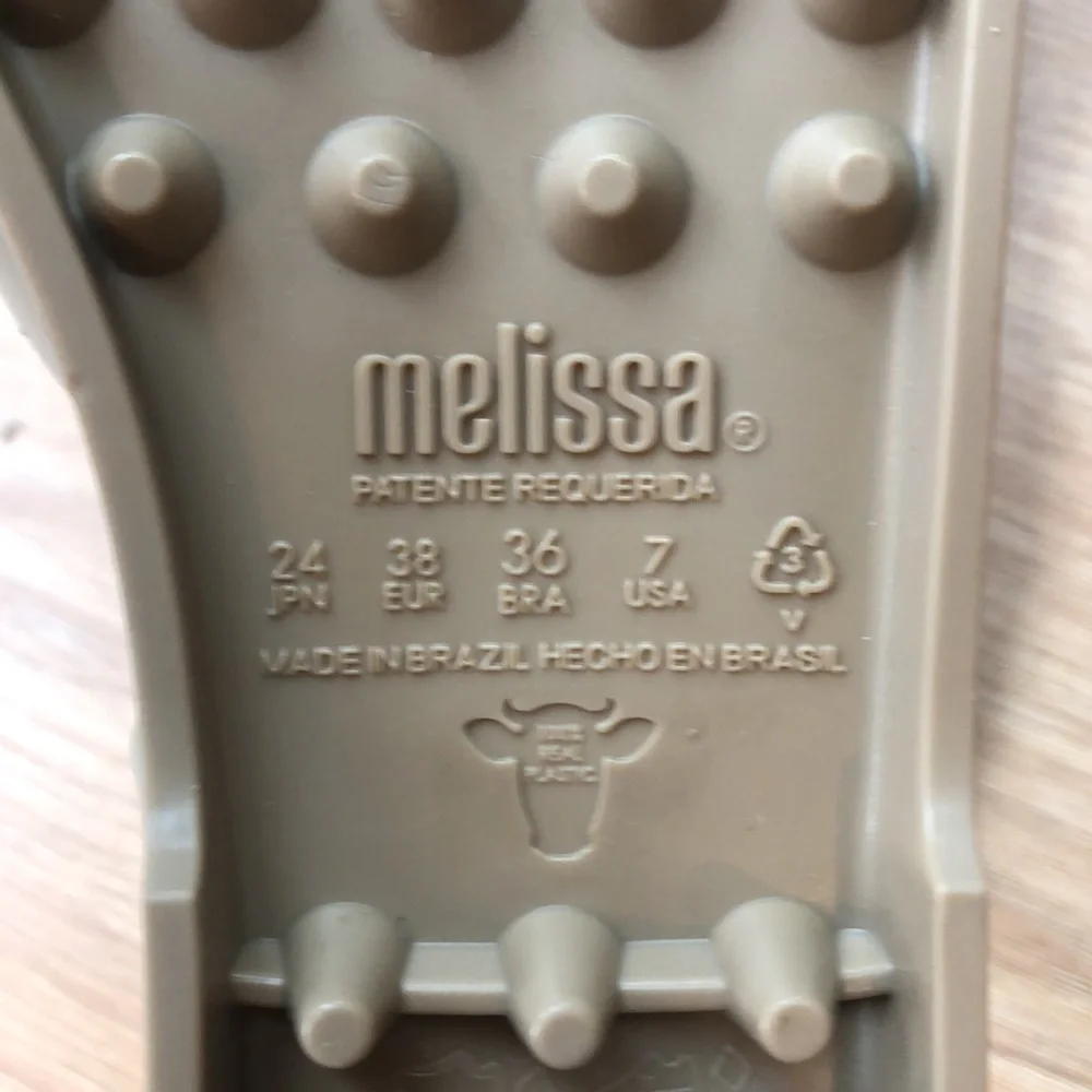 BNWT Jelly shoes by Melissa - Picture 4 of 5
